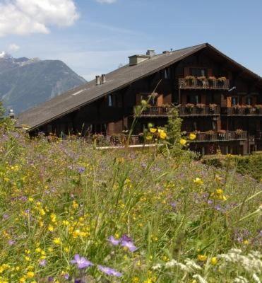 Les Marécottes B & B Hotel Aux Mille Etoiles المظهر الخارجي الصورة